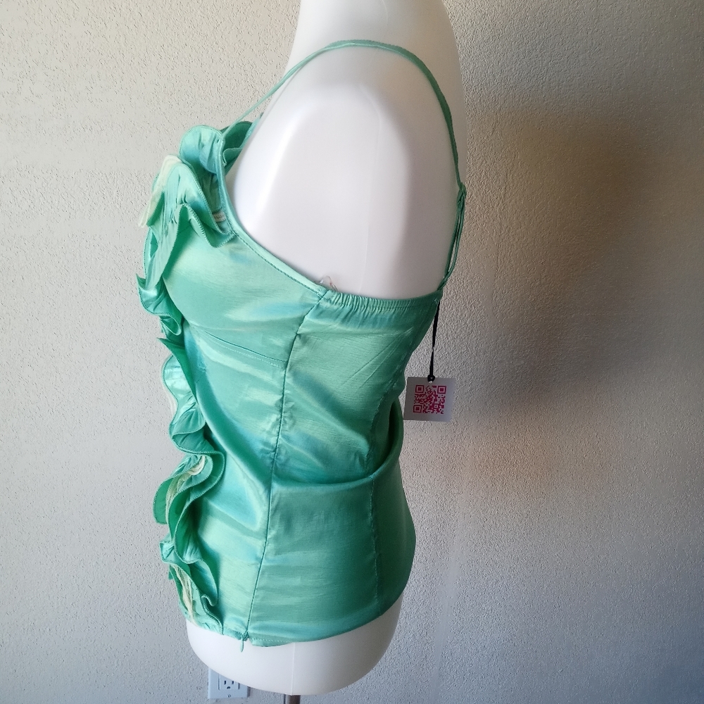 Green Ruffle Top Nwt - Picture 3 of 7